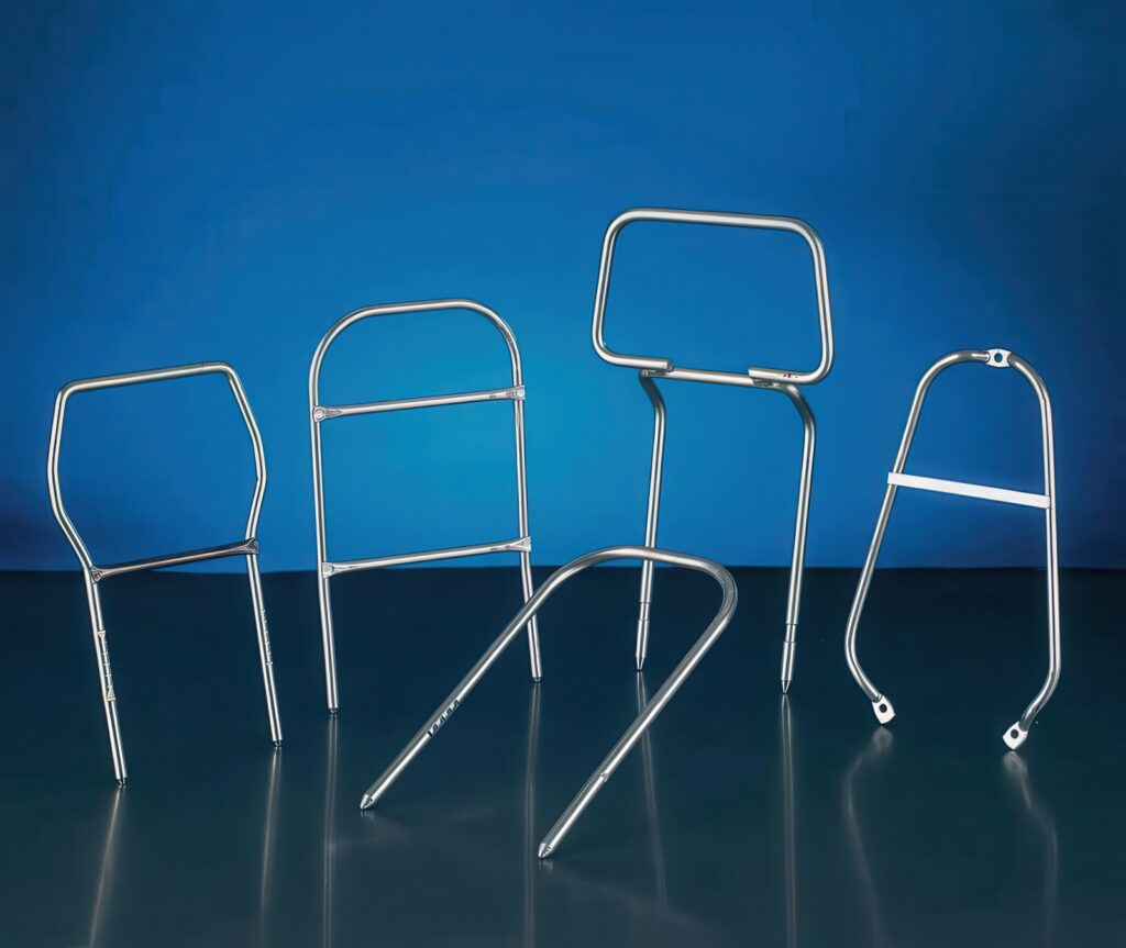 Inserti metallici appoggiatesta sedile